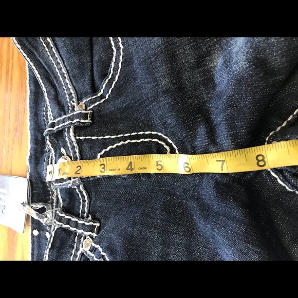 CLOSET CLEAR OUT! Sassy Rose Embellished Jeans - Picture 7 of 7